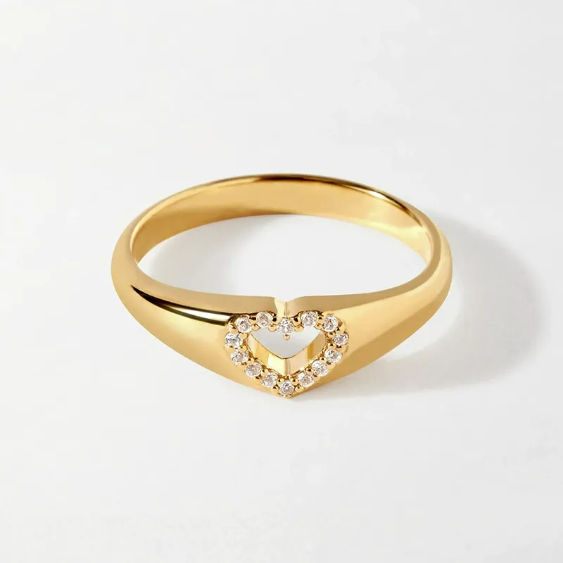 Amora Pavé Heart Signet Ring